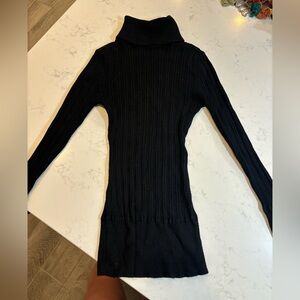 Black fitted long sleeve turtle neck sweater